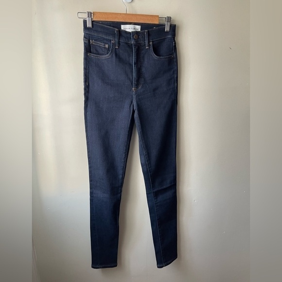 ARITZIA Denim Forum The Lola High Rise Skinny dark Wash NWOT - Picture 4 of 14